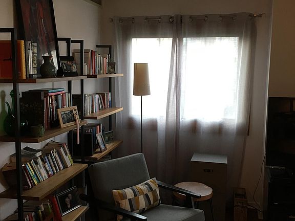 alcove/library