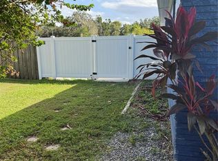 2113 E Lumsden Rd, Valrico, FL 33594