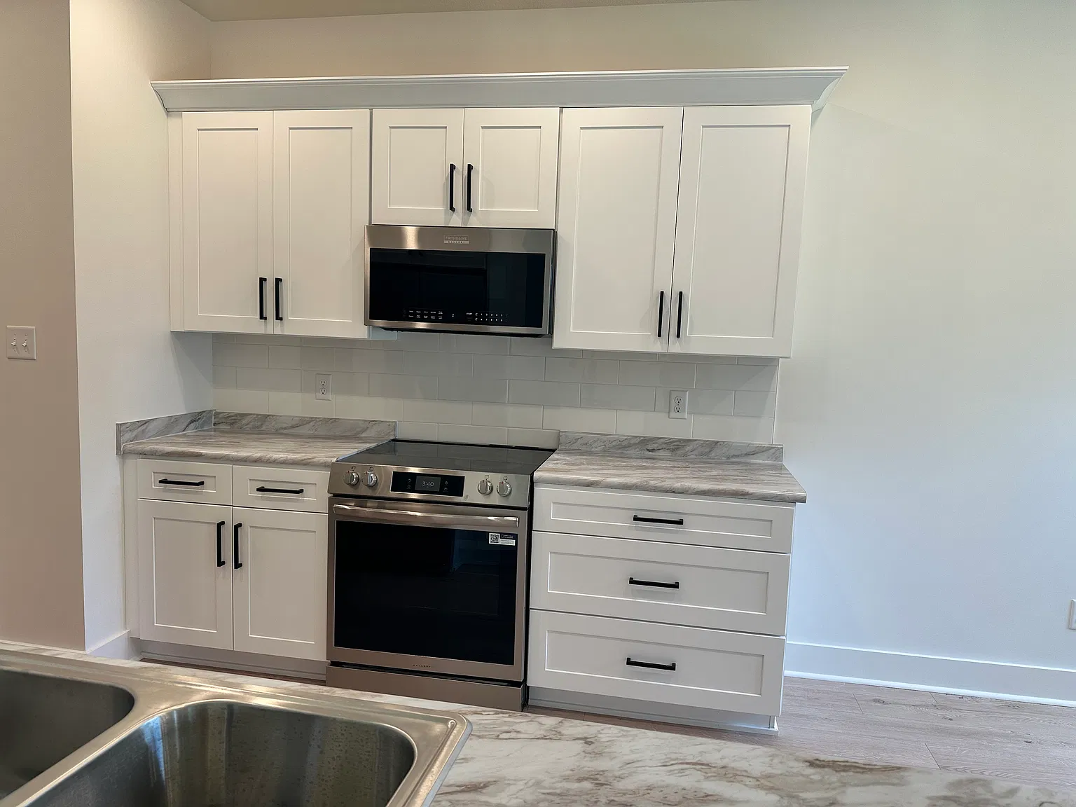 6061 Spencer Dr — Photo 3