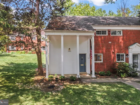 1667 Preston Rd, Alexandria, VA 22302
