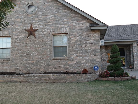 2nd image of 2509 Bellaire Dr