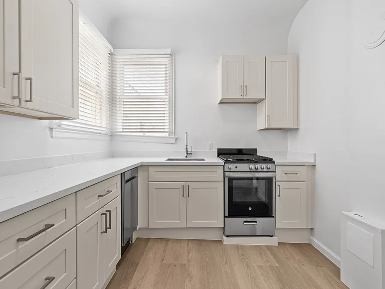 2023 Folsom — Photo 1