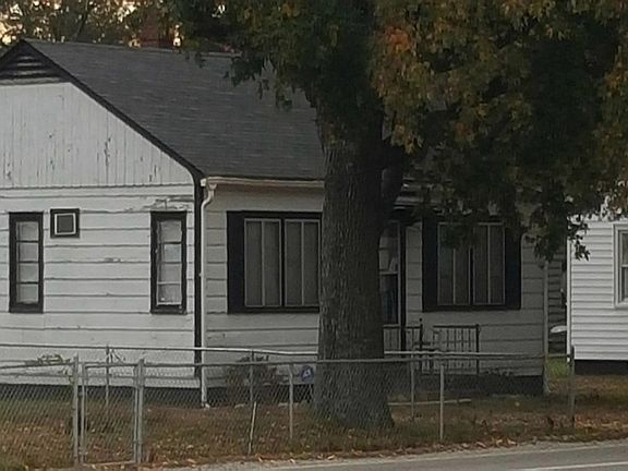 3rd image of 17 E Laburnum Ave