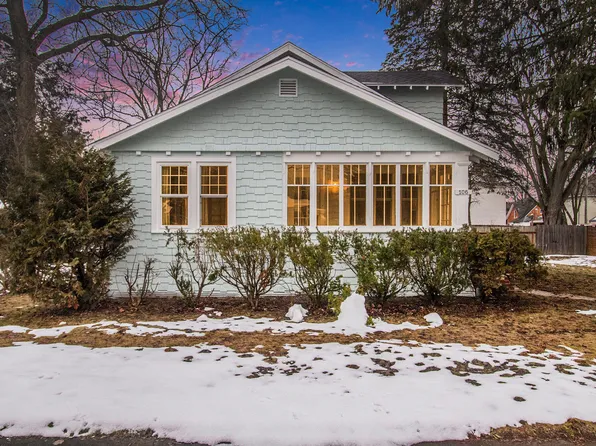 106 N Columbia Ave, Scottville, MI 49454