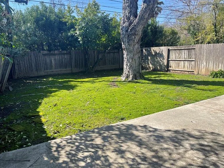 3922 Arden Way — Photo 6