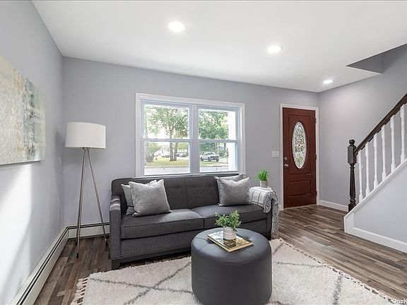4th image of 595 Franklin Ave