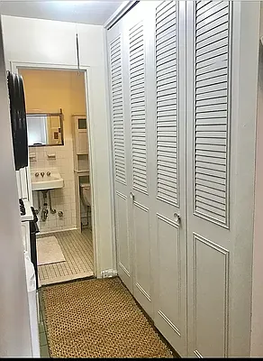 Rented by Compass | media 14