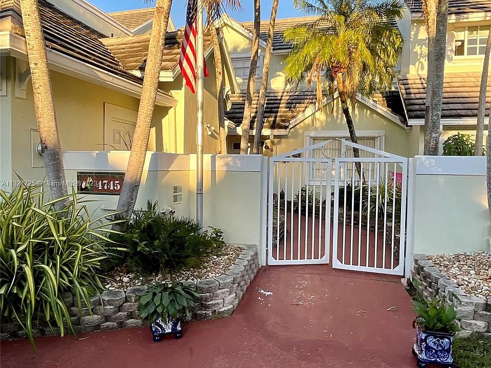 1st image of 4745 NW 98th Pl