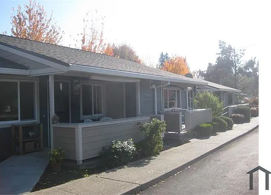 21754 SW Sherwood Blvd — Photo 7