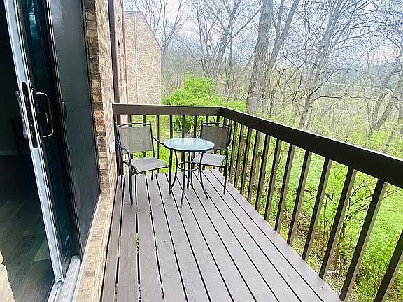 2nd image of 7217 Creekview Dr