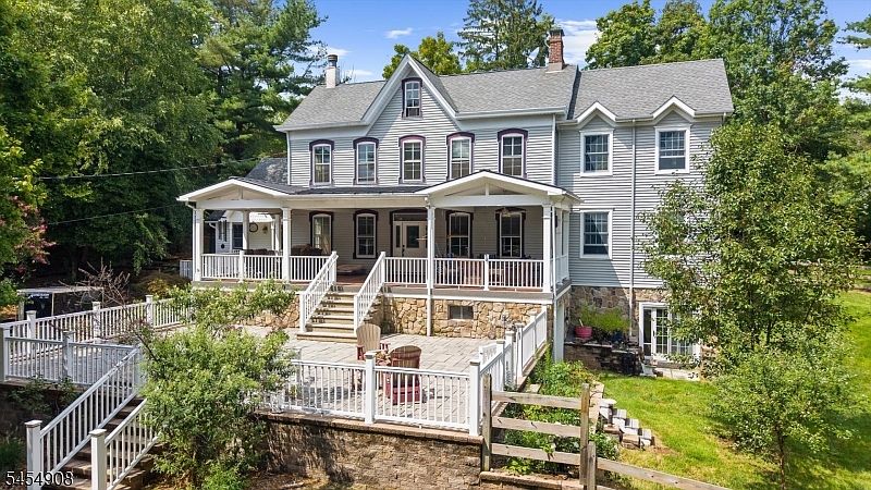 1st image of 46 Everitts Hill Rd
