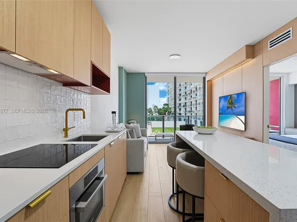 90 NE 32nd St Unit 810, Miami, FL 33137