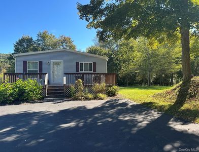 16 Troutbrook lane Troutbrook, Highland, NY, 12528