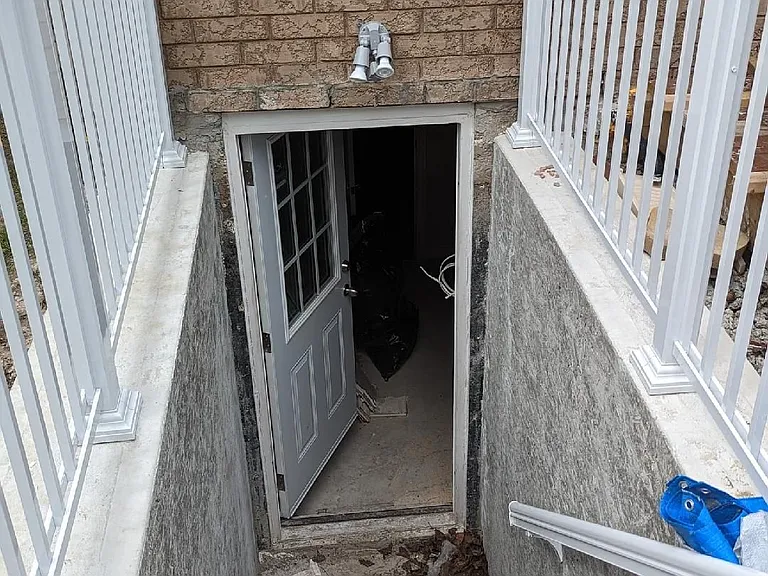 5 Vintage Dr #BASEMENT — Photo 3