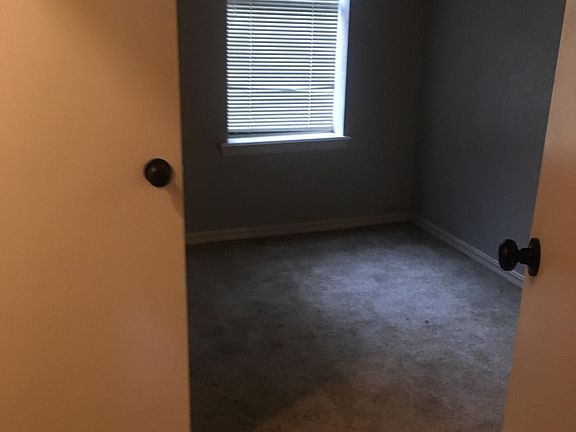 4th image of 4109 Lavell Ave