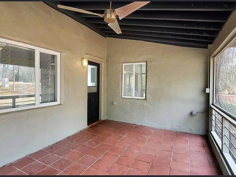 111 Barclay Rd — Photo 2