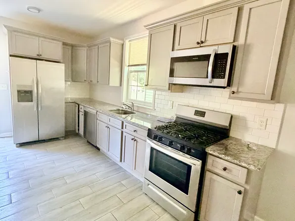229 N Center St APT 1, Orange, NJ 07050