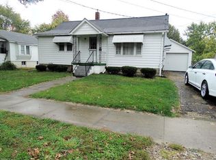 48 N Seneca St, Rittman, OH 44270