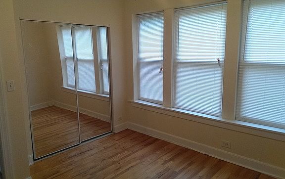 4th image of 3436 W Leland Ave APT 2W