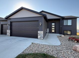 1205 6th Ave SE, Kasson, MN 55944