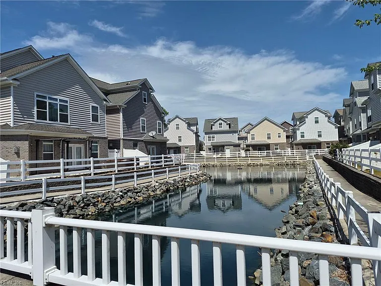 4900 Boyle Ct — Photo 30