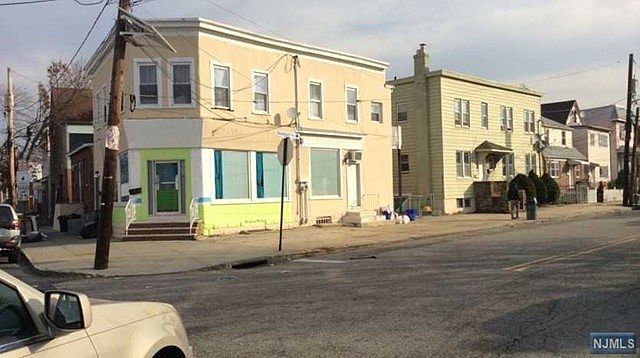 1st image of 12 Heckel St