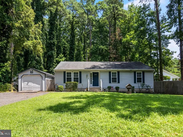 12948 Walsh Ln, Lusby, MD 20657