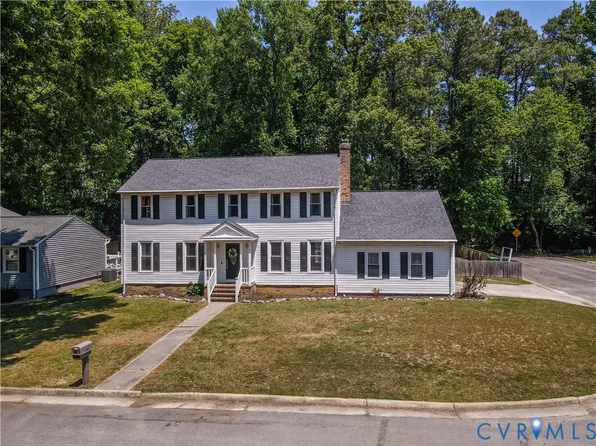 932 Germar Ct, Colonial Heights, VA 23834
