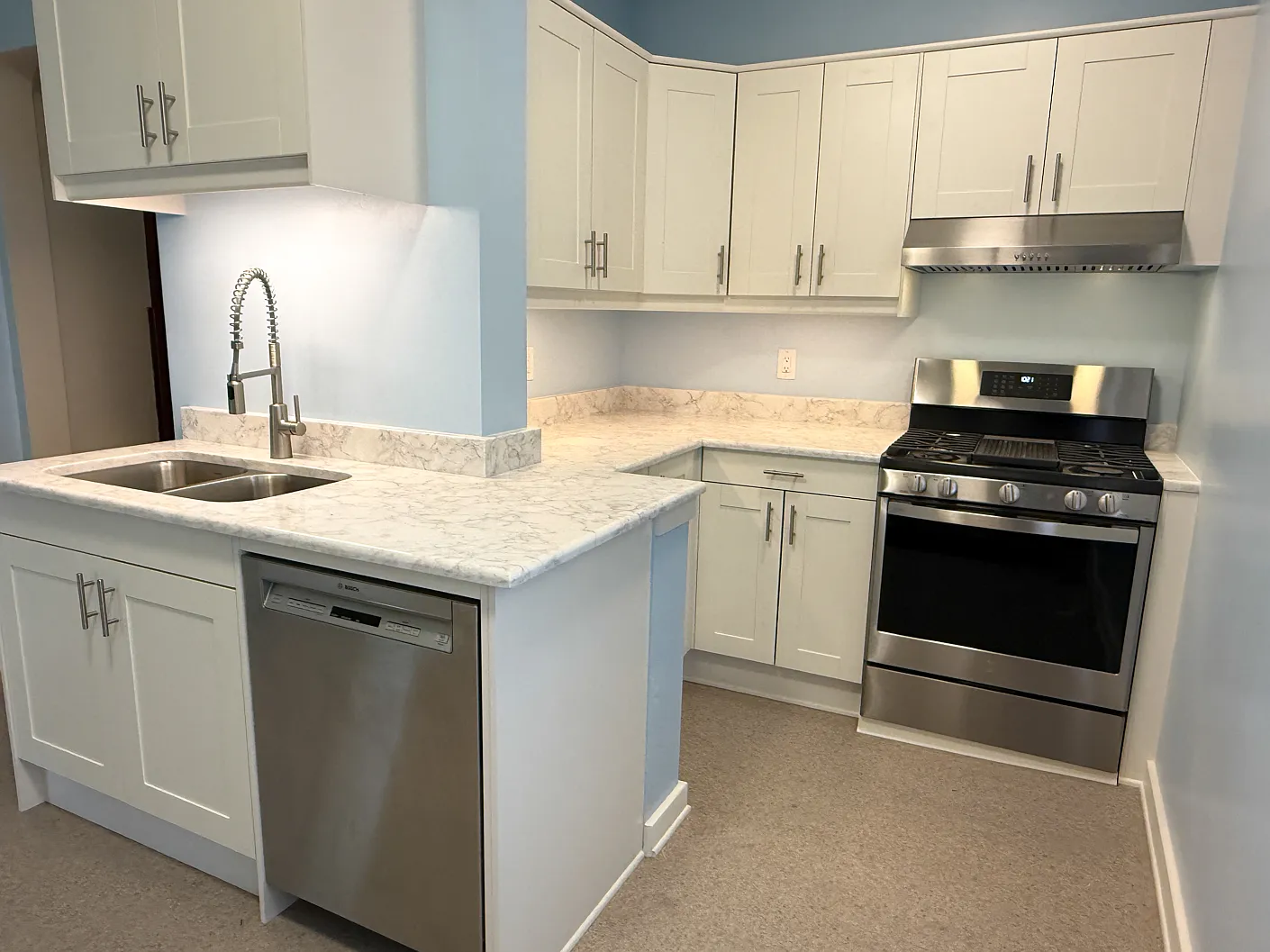 3 bed, 1725 sqft, $2,350 — Photo 2