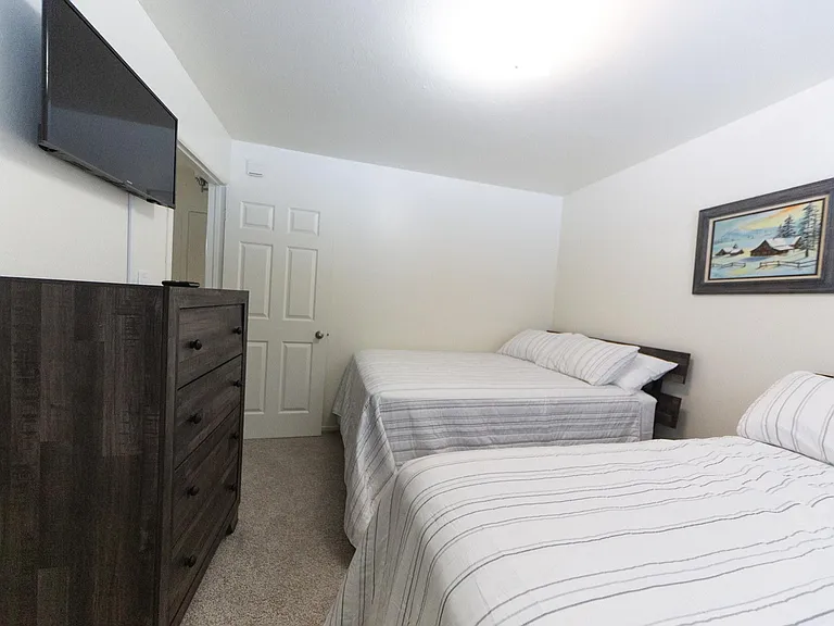 2708 Armstrong Ave #A — Photo 10