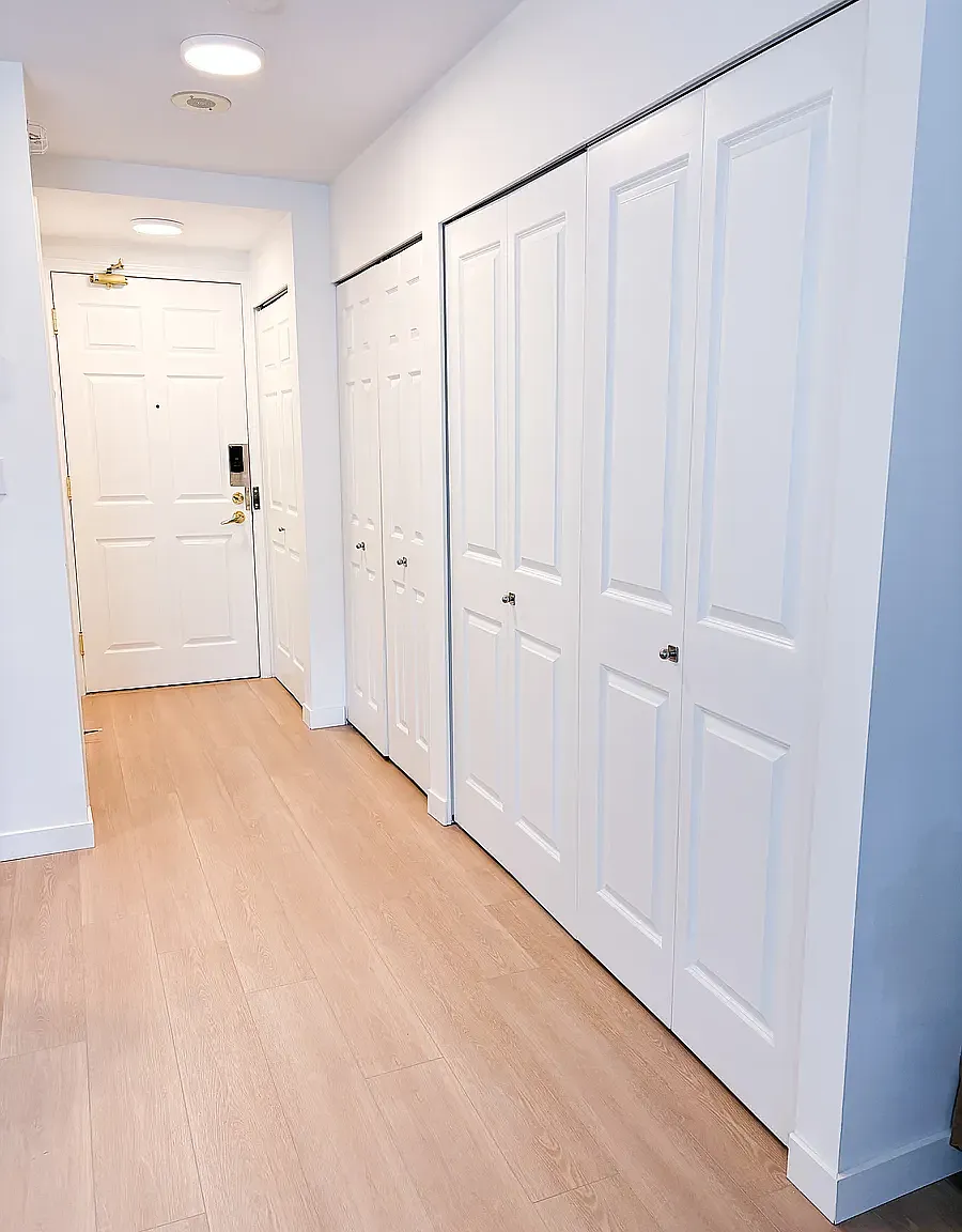 1188 Richards St — Photo 3