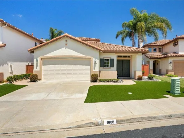 1608 Sapphire Dr, Carlsbad, CA 92011