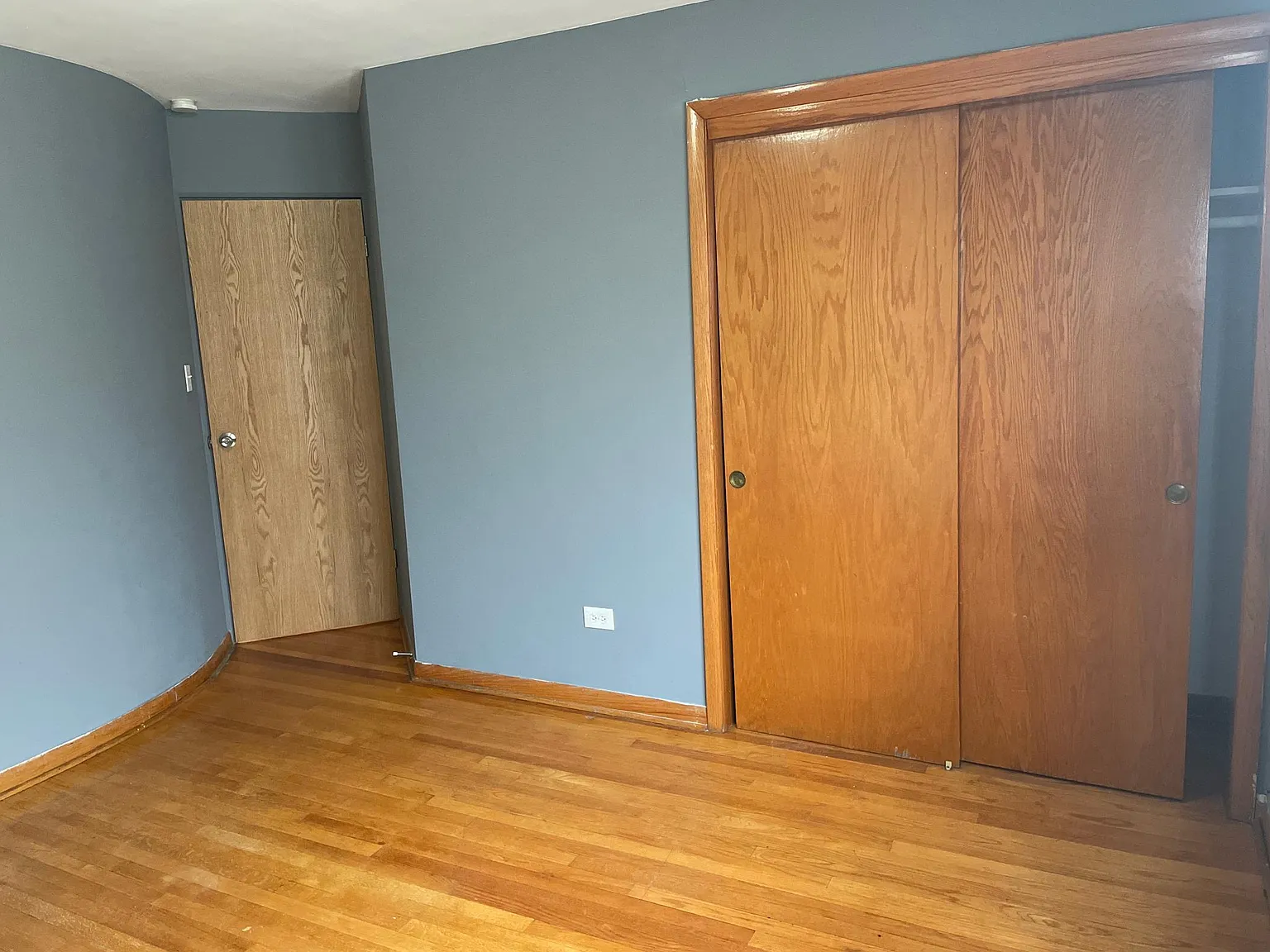14120 S Tracy Ave — Photo 2