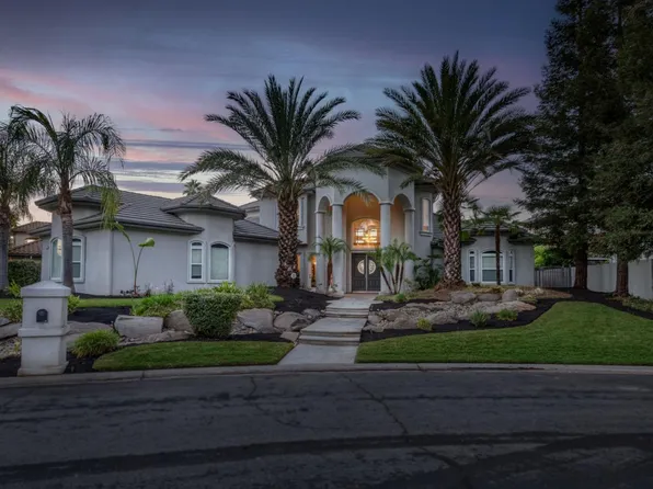 2723 W Lake Van Ness Cir, Fresno, CA 93711
