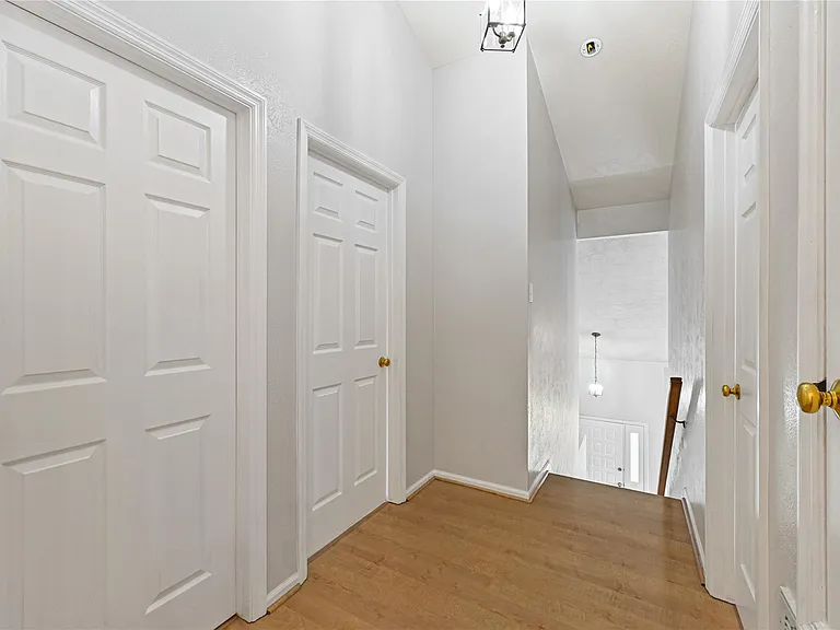 1555 Hillside Elm St — Photo 14