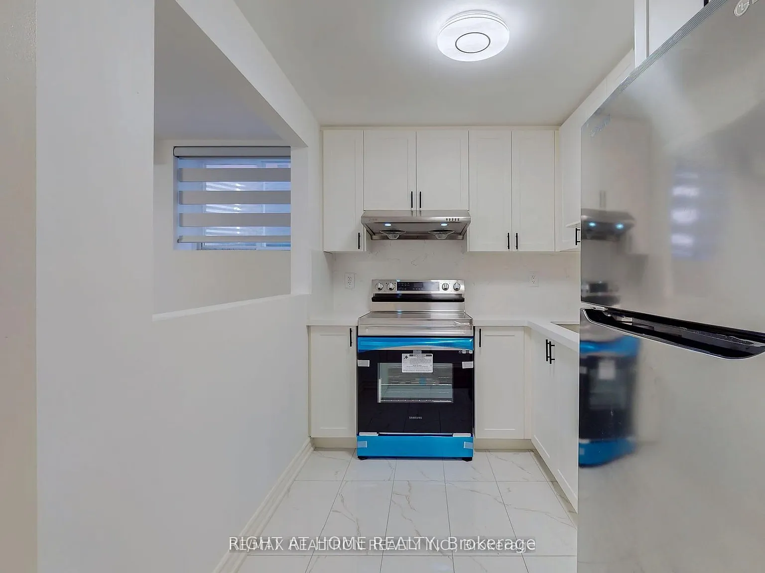 2 bed, $2,000 — Photo 4