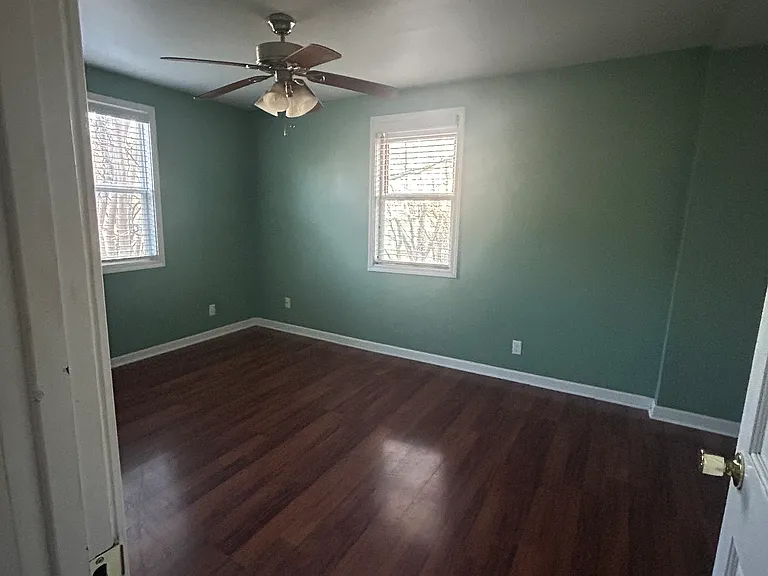 390 Fawn Dr — Photo 8
