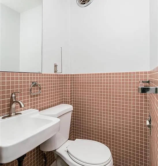 17 Tower Hill Ct — Photo 11