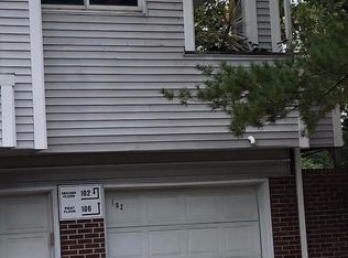 102 Mary Ann Ct, Newark, DE 19711