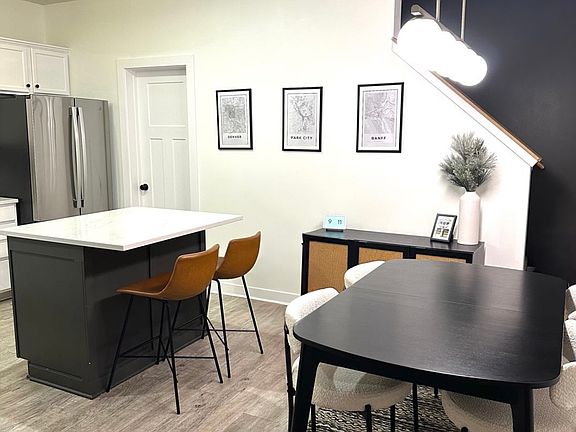 Dining room/kitchen