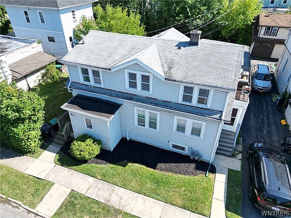 5th image of 83 Parkwood Ave