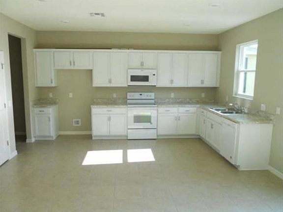5th image of 11552 Southern Creek Dr
