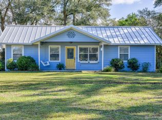 14135 N Magnolia Ave, Citra, FL 32113