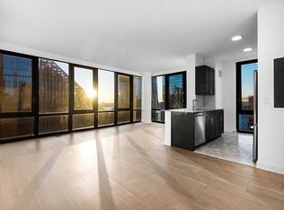 21 W End Ave APT 2704, New York, NY 10023