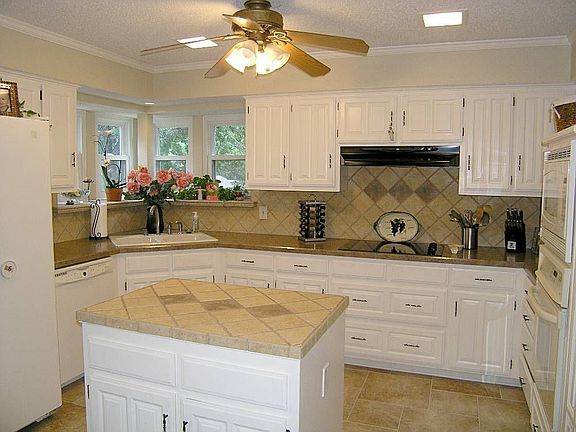 5th image of 4005 Manorwood Ct