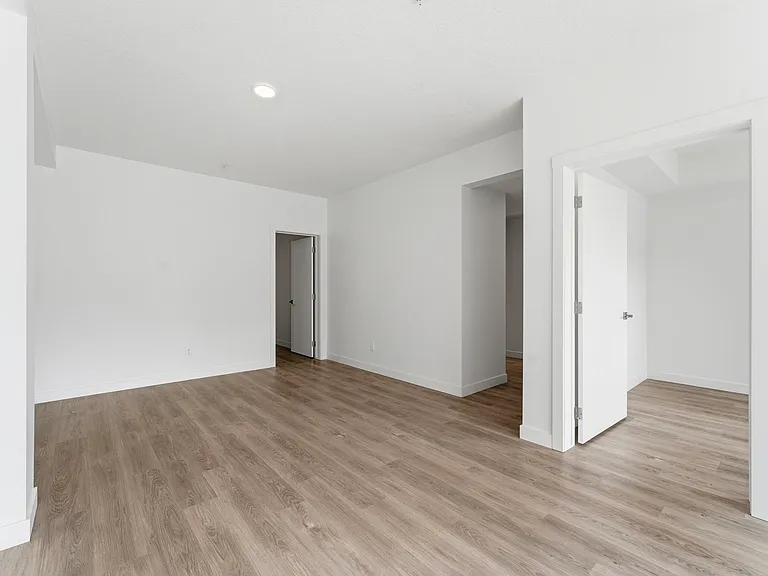 3360 16th St SW — Photo 59