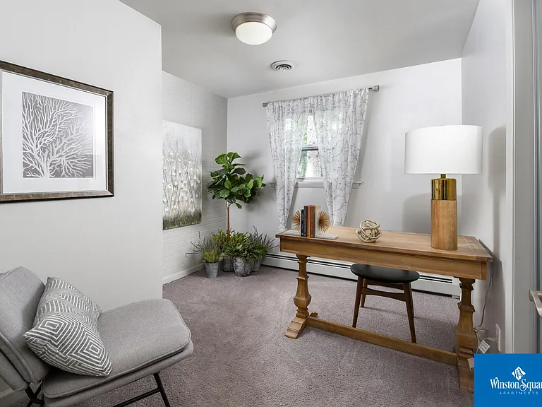 Winston Square Apartments — Photo 22