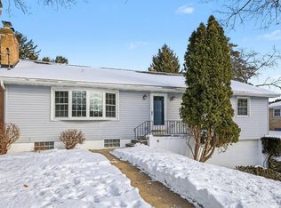 693 Leo Rd, Jackson, MI 49203