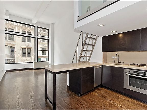 3rd image of 254 Park Ave S APT 3J