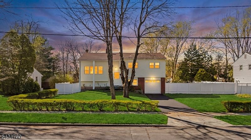 641 Ydv-Ham Sq Rd, Hamilton, NJ 08691 | Zillow